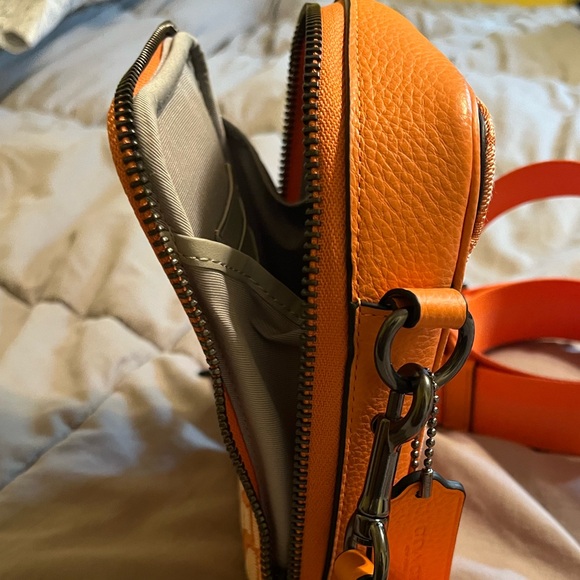 Coach unisex Staton crossbody - Picture 3 of 6